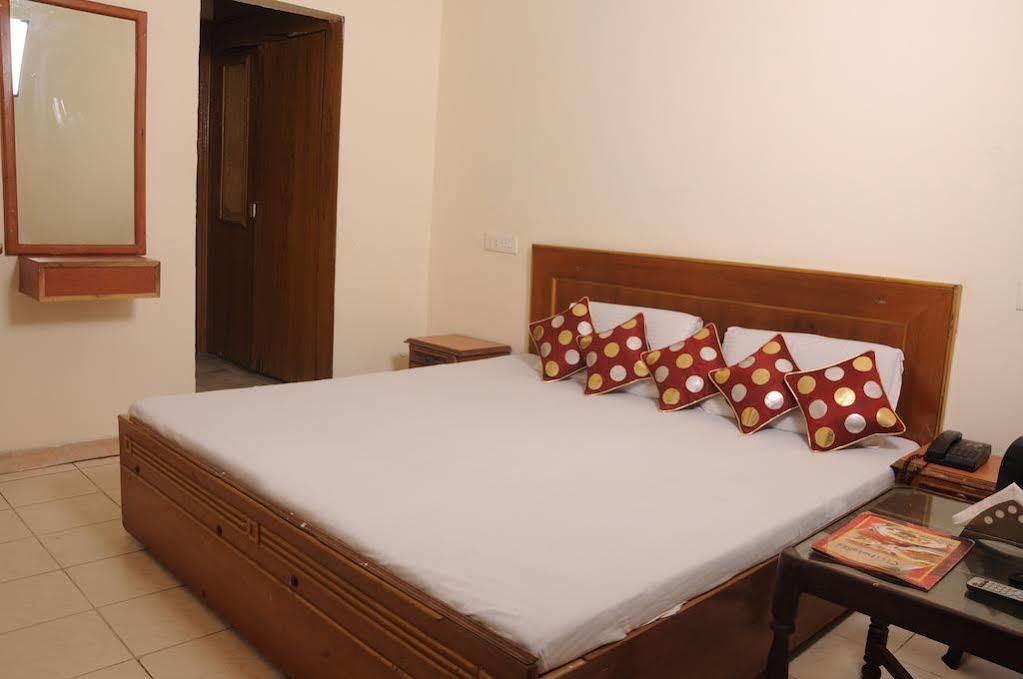 Oyo 4601 City Plaza Mohali Εξωτερικό φωτογραφία